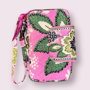 Verá Bradley Pink Wirst Wallet